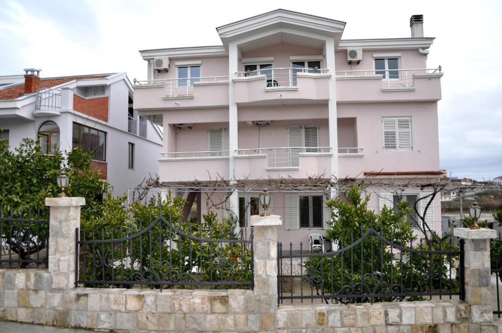 Apartments Perezaj Ulcinj Buitenkant foto